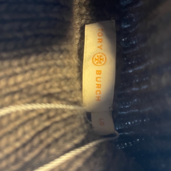 COPY - NWT Tory Burch Raglan Turtleneck - Picture 8 of 10